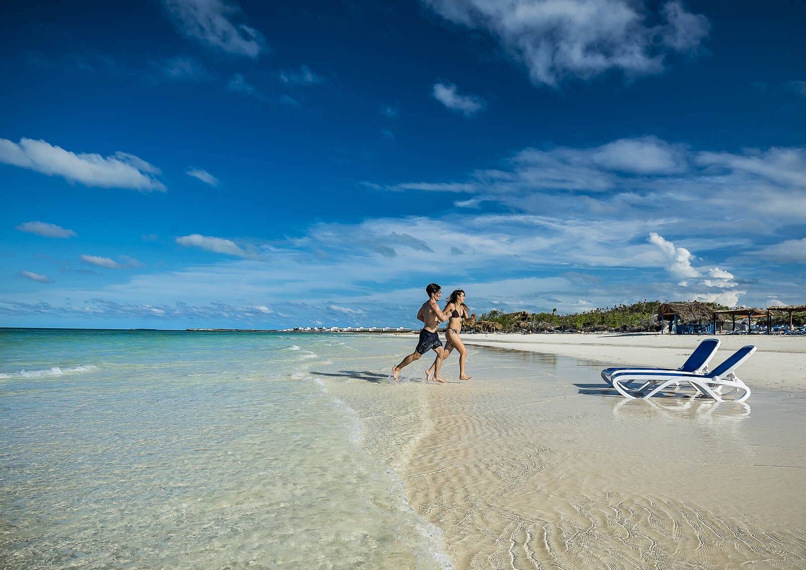 Nuevas conexiones aéreas entre Canadá y Cuba en el 2026